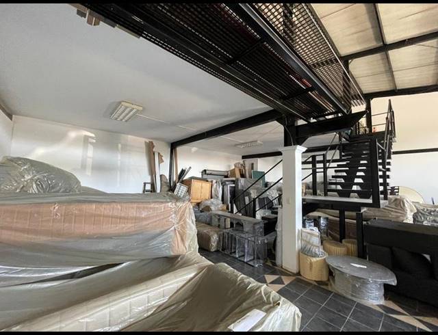 BUSINESS PROPERTY TO RENT IN LOUWLARDIA
